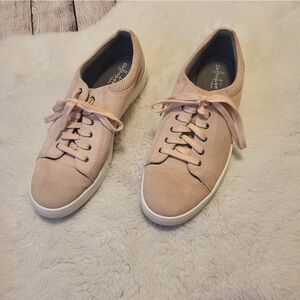 NWOT Collection by Clarks soft pink lace up tennis shoes